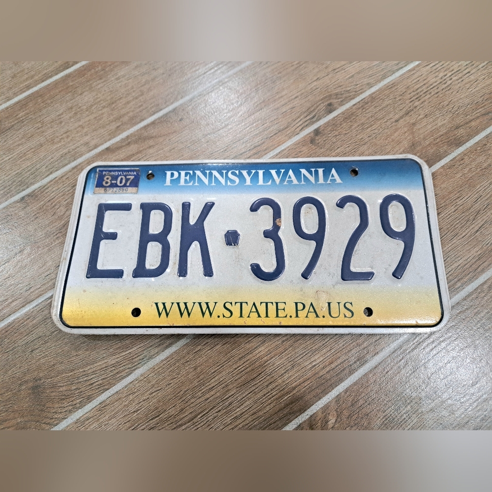 2007 Pennsylvania License Plate Tag DCG-4032 Keystone State